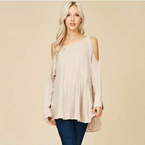 Crescent trapez cold shoulder tunic top Size Small